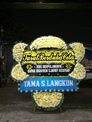 Papan Bunga Duka di Bencoy